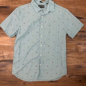 Rye Light Blue Short-Sleeve Button-Up with Tiny Multicolor Bird Motif